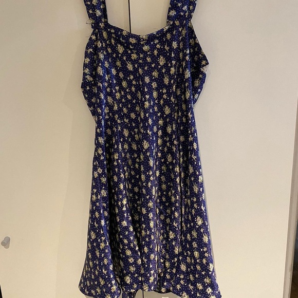 Vintage satin nightgown - Picture 8 of 8